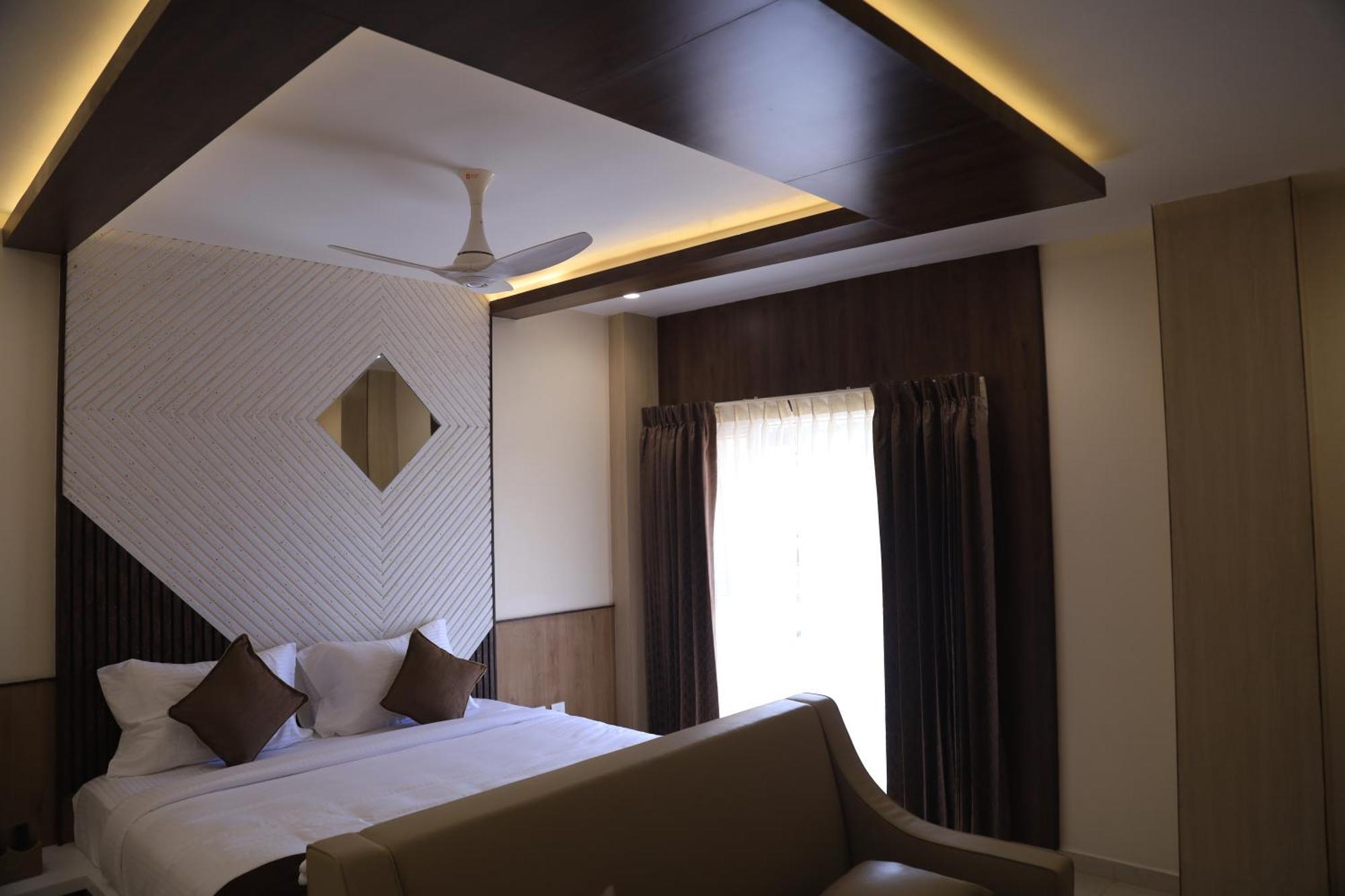 Kings Bury Inn 쿰바코남 외부 사진